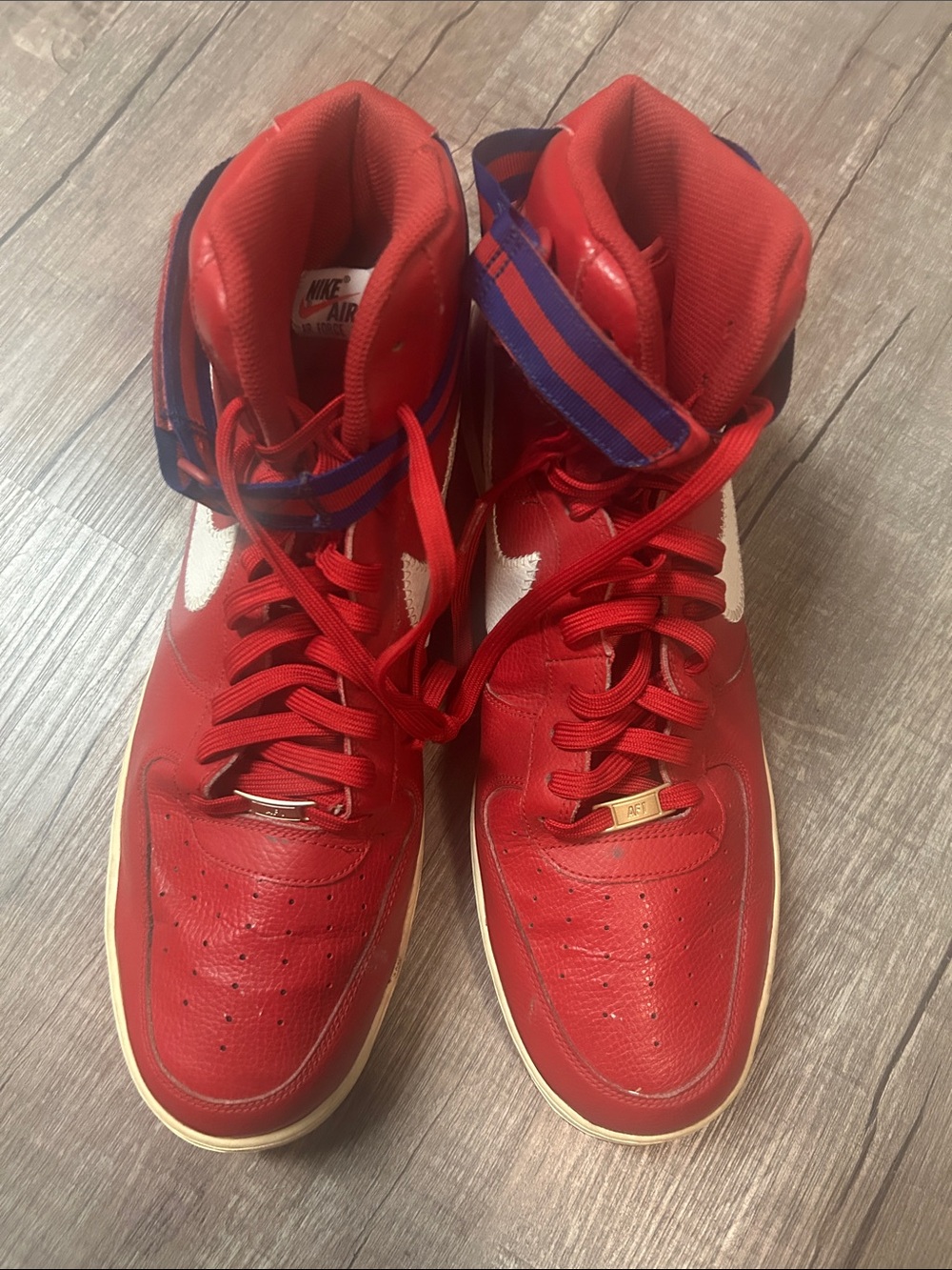 Nike Air Force 1 Top Sneakers in Red and White